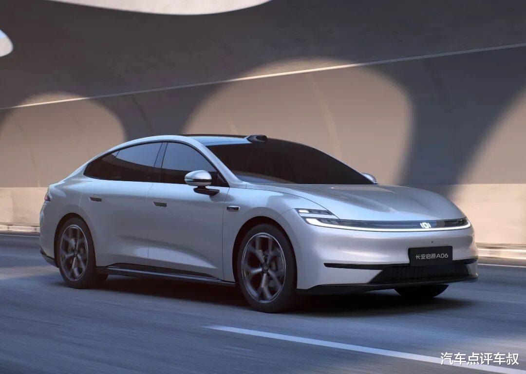 中大型轿车PK：技术派长安启源A06对比舒适派日产N7