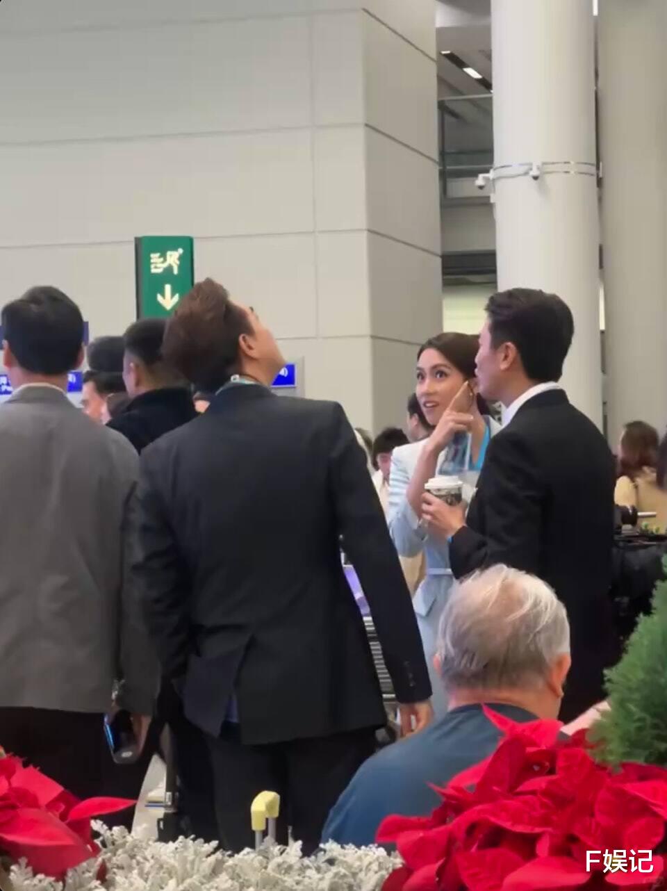 马国明送别亡父后火速在机场复工拍戏 路人曝光其真实状态被赞敬业