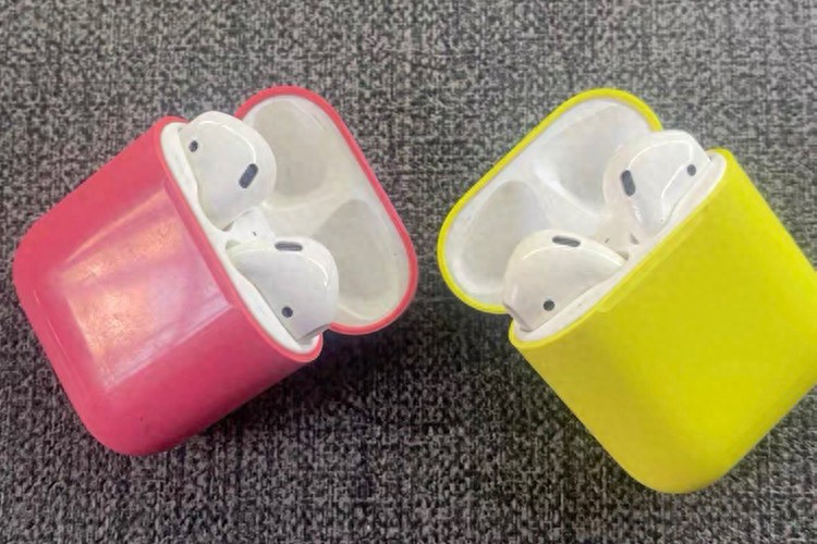 爆料稱初代AirPods曾有彩殼設計，顏色類似iPhone 5c