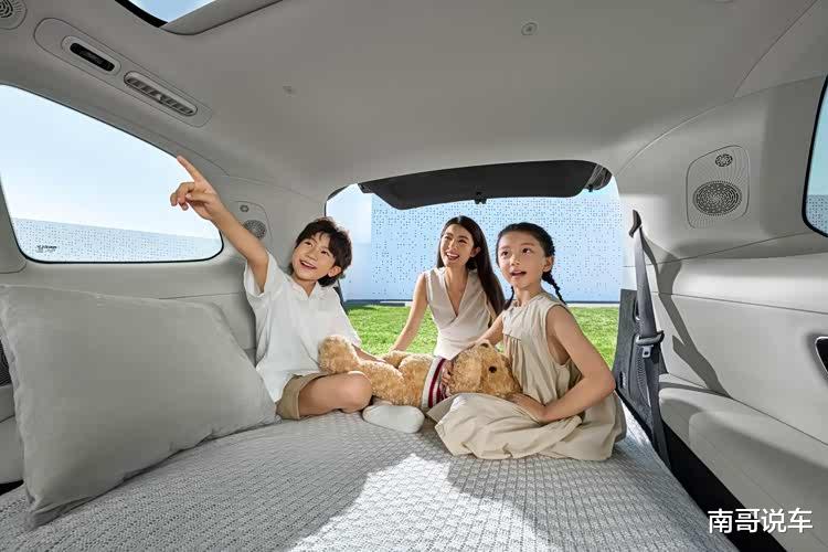 预售价19.38万起,吉利银河M9树立旗舰SUV价值新标杆