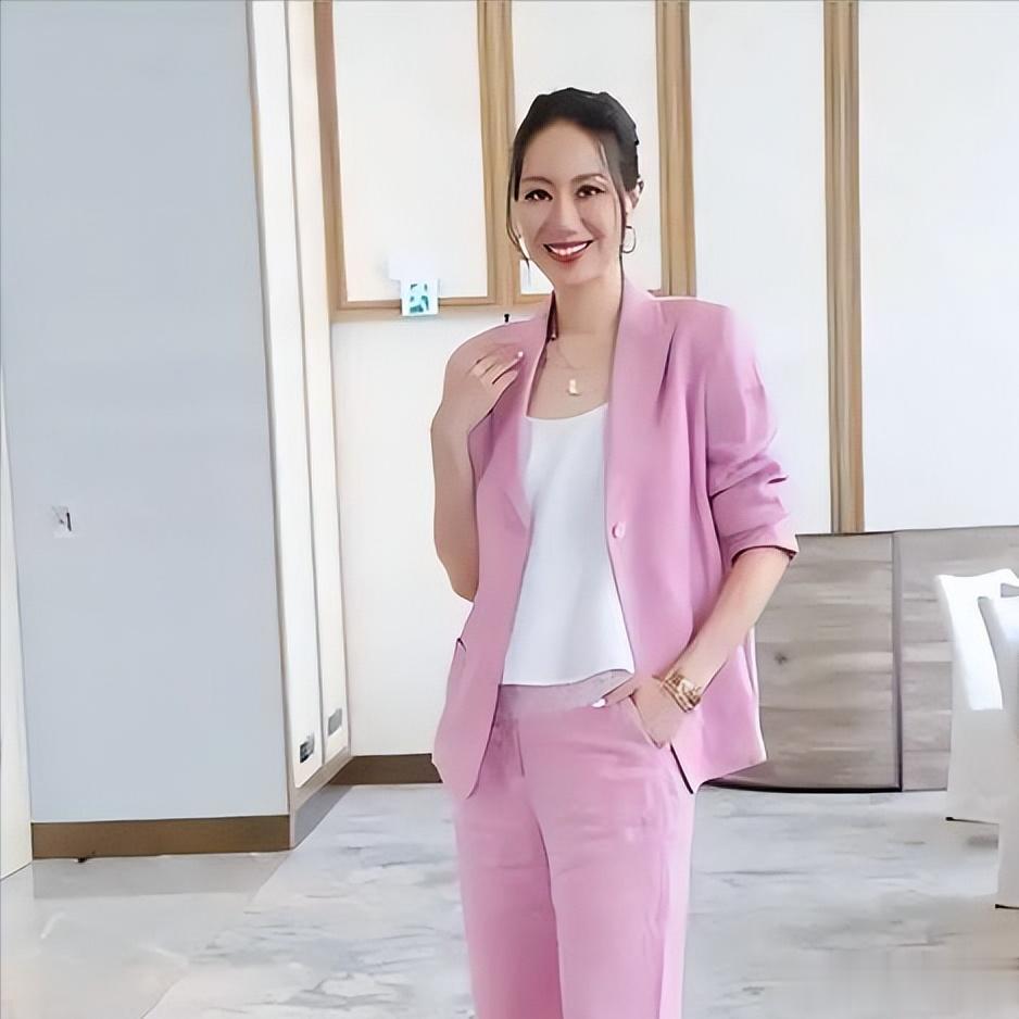 姐姐嫁给甄子丹，妹妹嫁给豪门富二代，姐妹都成人生赢家太好命