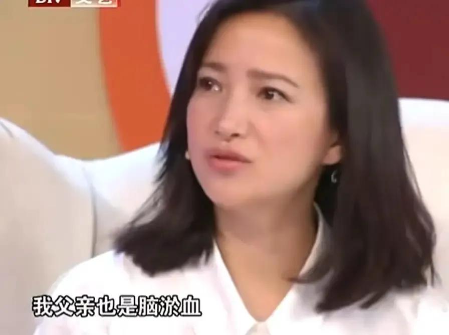 好友相继悼念拼凑出，何晴最后时光：暴瘦、拮据、退休工龄成遗憾