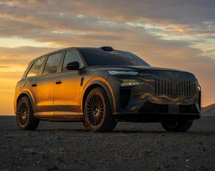 岚图泰山再曝渲染图，若真照这量产，能比问界M9还好卖？