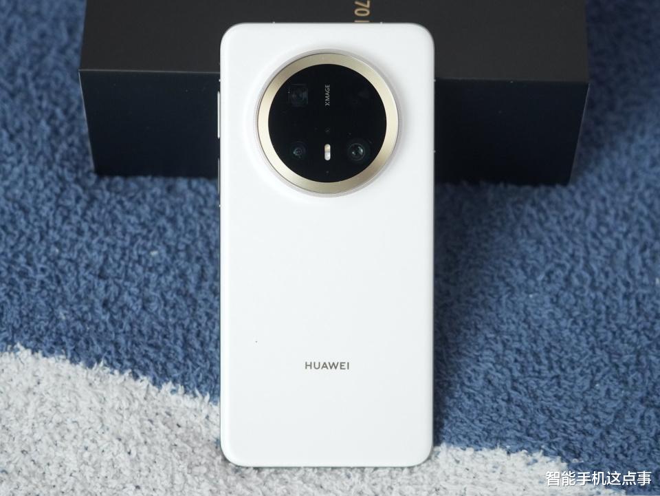 华为Mate80系列影像大升级：超感光+定制传感器，4K稳帧遥遥领先