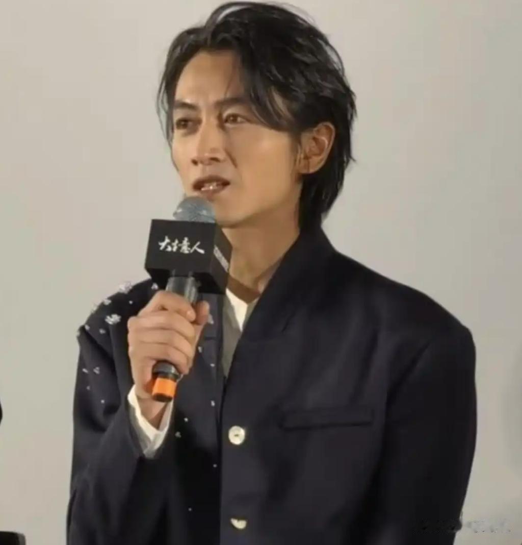 明星夫妻离婚后最常见结局,在陈晓和陈妍希身上也没能避免,悲哀