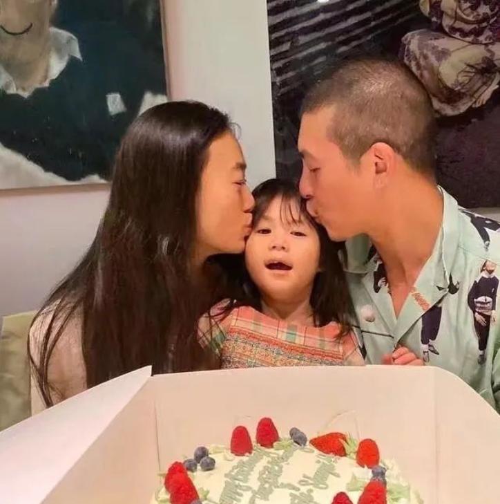 一婚嫁华谊老板,二婚嫁“浪子”陈冠希,她看走眼了还是捡到宝了