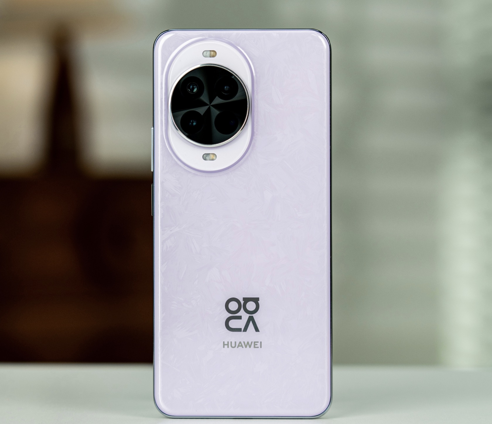 華為努力沖銷量，512GB+紅楓鏡頭+30倍變焦，低至3249元