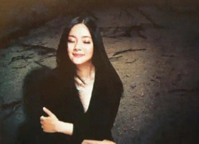 张莉：60岁无儿无女，一个人住大房子