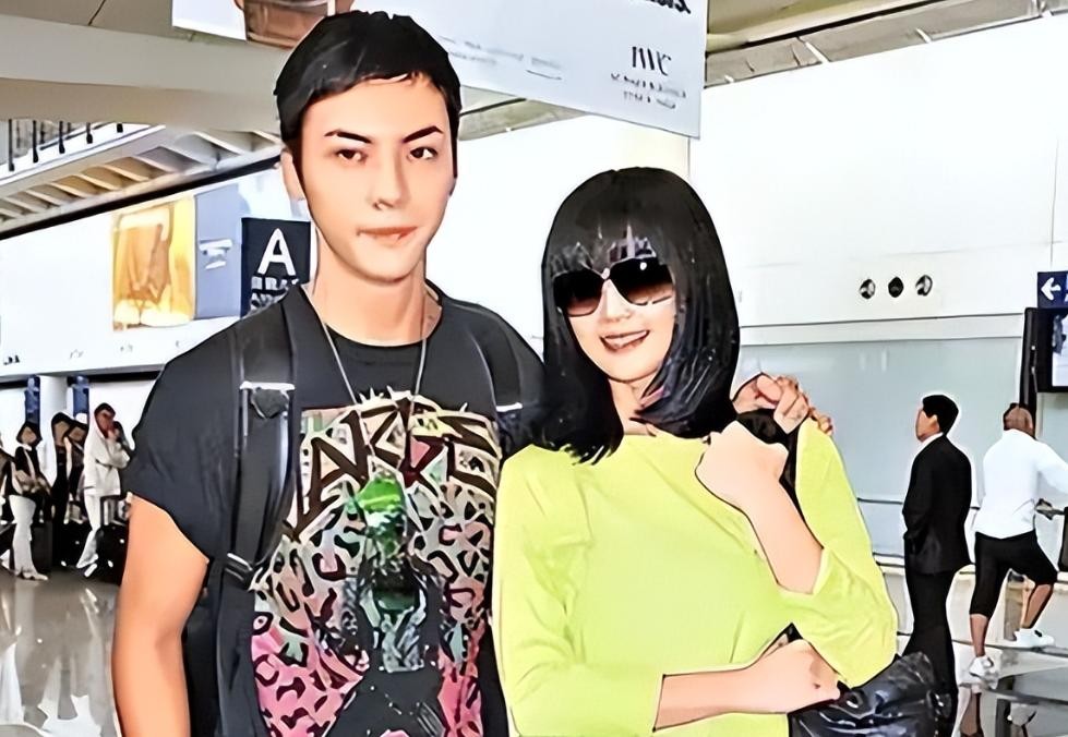 “有仇必报”！甩掉陈伟霆，牵手百亿太子，背景强大到无人敢惹