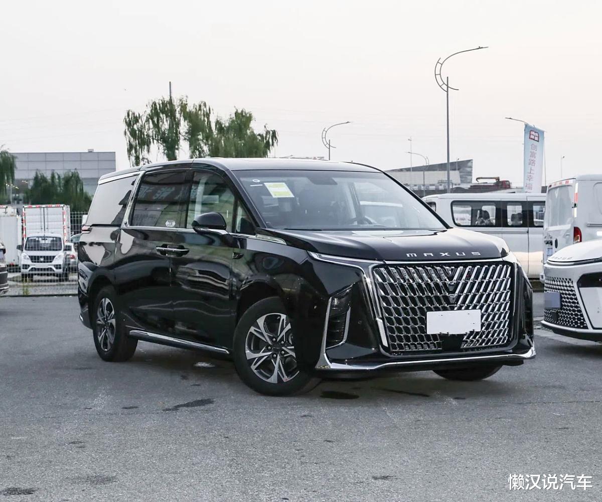 MPV领域又迎黑马，比GL8经济，16万起配2.0T，油耗才7L