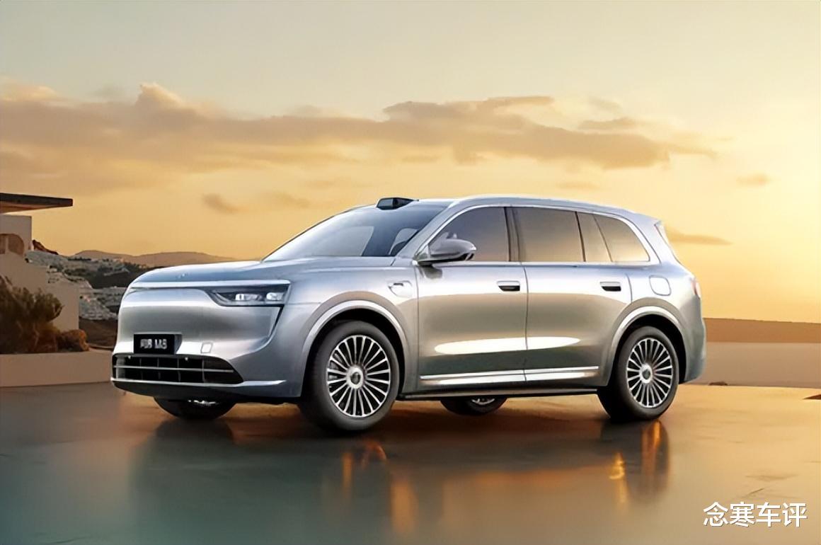 华为亮出新底牌!首发七合一电驱,问界M8纯电版配100度电池