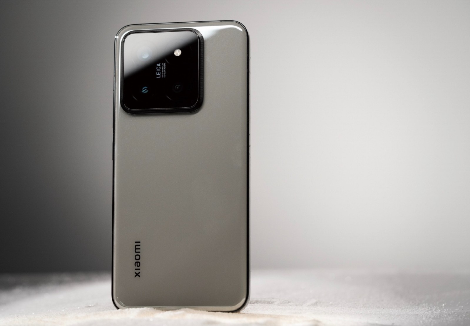 16GB+1TB跌至2999元，6.36英寸小屏+徠卡三攝，小米旗艦徹底清倉