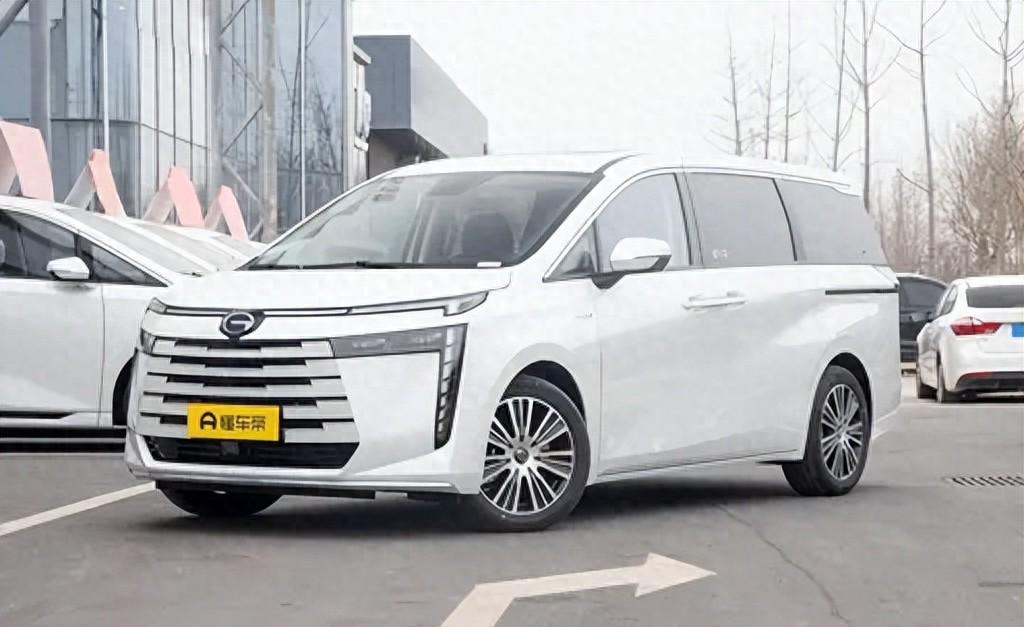 灵活大七座，配零重力座椅，解读传祺E8 PHEV