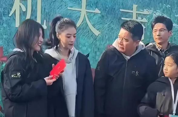 六姊妹再度合作!邬君梅领衔、蒋欣作配,36集家庭大剧将袭