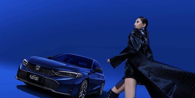 2025款东风本田思域轿车上市，售价12.99万-17.79万元，配置升级
