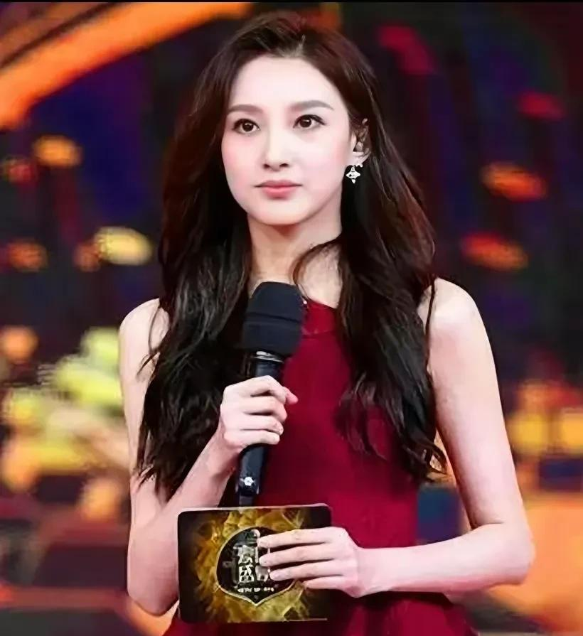 原来马凡舒这么漂亮，这样的马凡舒好甜美、好可爱呀！