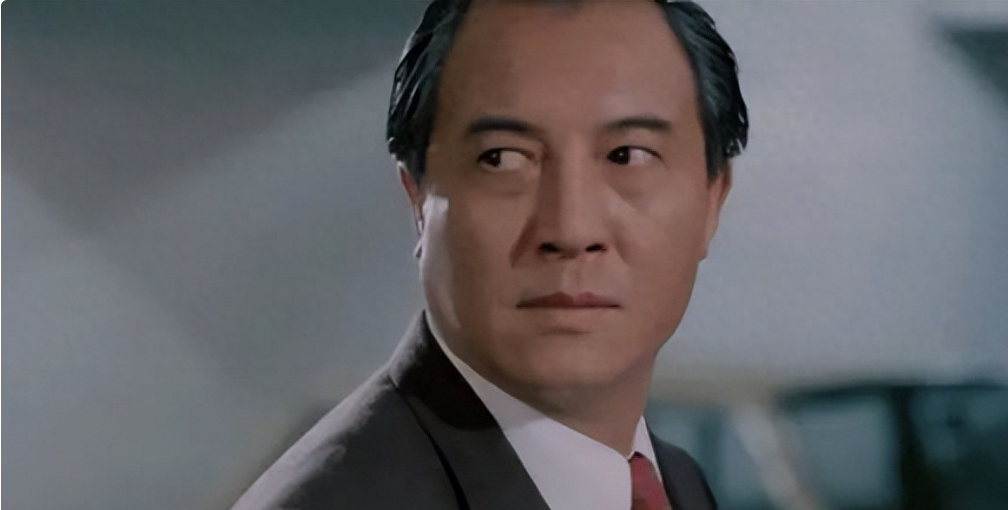 湾娱黑老大柯俊雄作恶无数！活着的时候多狠，死的时候就多惨!