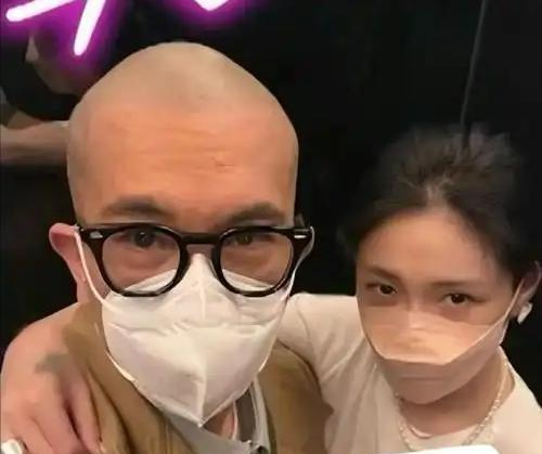 全剧终S妈受骗白忙一场，两女婿却赚翻了，小S输得心不甘情不愿