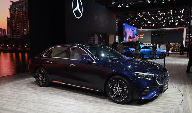 2025款改款奔驰E级上市,45.92万元起售,哪一款更值得入手?