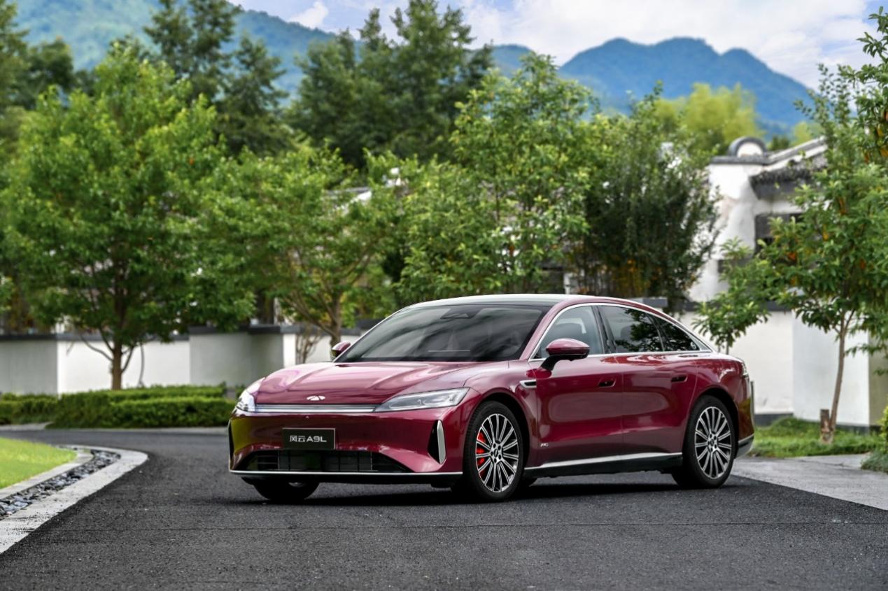 风云A9L荣耀上市,13.99万起重塑出行体验