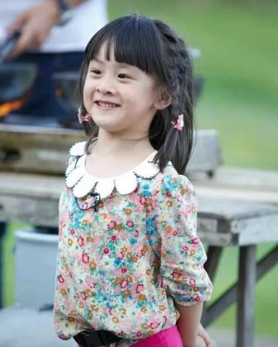 17岁森碟北京被偶遇，惊艳素颜亮相！变化太大让人震惊