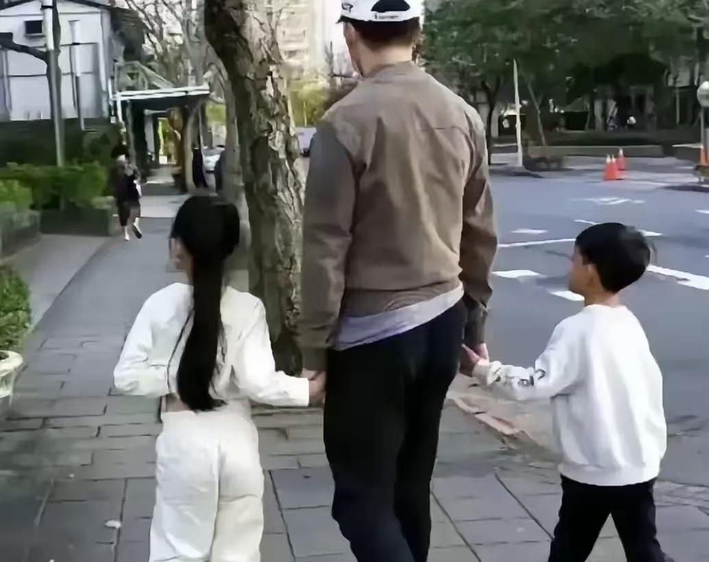 台网友神建议：一招让汪小菲甩掉2.5亿房贷！S妈豪宅梦碎？