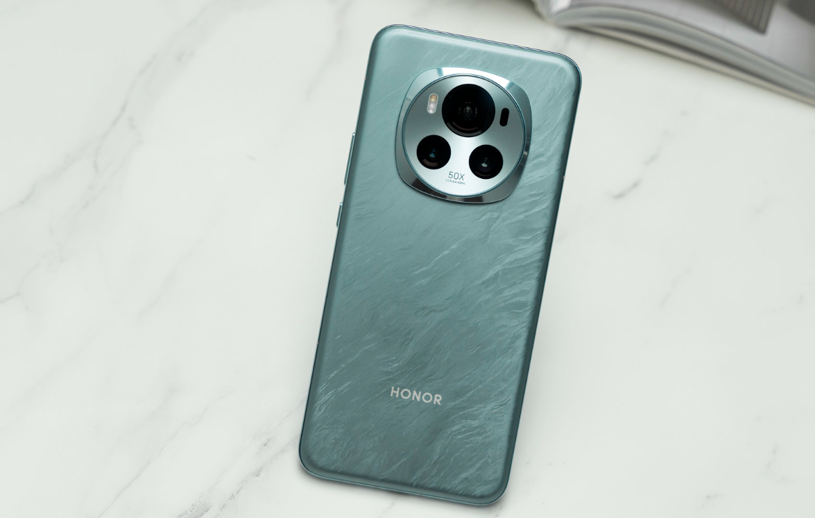 从4999元跌至3549元,荣耀性能翻倍,降价1450元背后有何玄机?