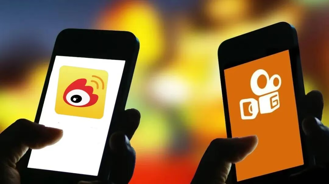 快手和微博因熱搜榜長期大量炒作明星動態和瑣事，被網信辦約談警告查處