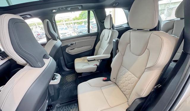 全新沃尔沃XC90 T8即将上市，豪华SUV市场再添&quot;新丁&quot; 新增六座