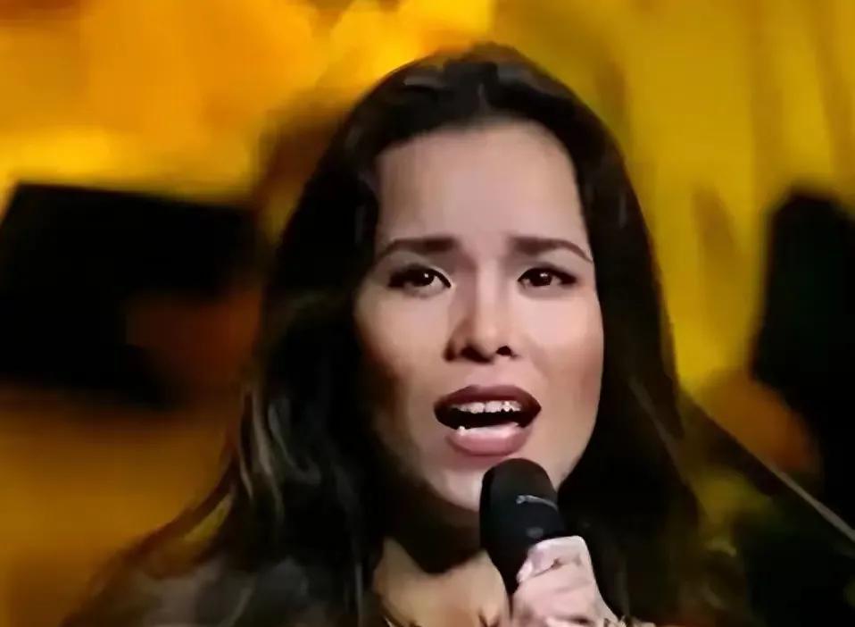 61岁韦唯消失十年，在泰国车祸，脊柱折断，差点下身瘫痪细节曝光