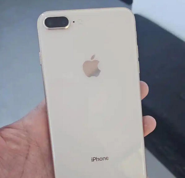 苹果iPhone 13,可以使用紧急卫星功能了,发布了iOS 18.5