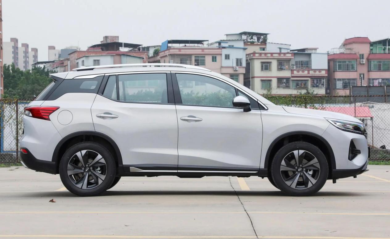 家用买SUV，选这3台不会错，188马力+爱信8AT，划算又可靠