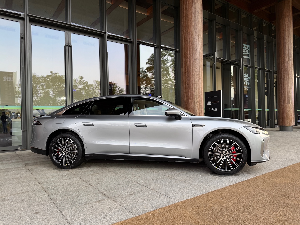 售价18.98万元起,风云A9L光辉版正式上市