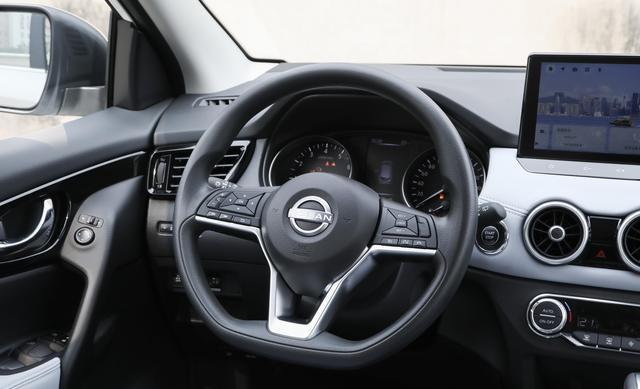 日产亲民SUV，20L+CVT，前后双独悬，大五座布局