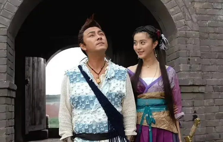 张卫健\有厘头\叫板周星驰？从顶流到强装嫩大叔