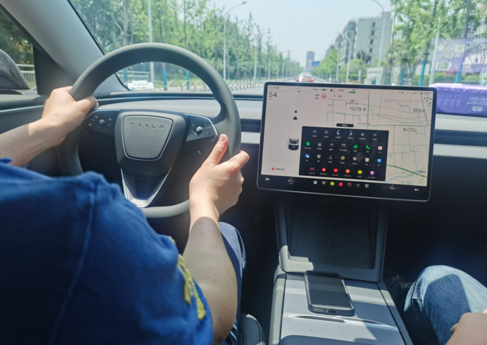 油电同权来了，购置费减半，取消绿色牌照，电车还能舒服多久？