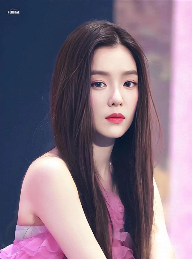 裴珠泫 - 冰山美颜 凭借甜美活泼魅力圈粉无数