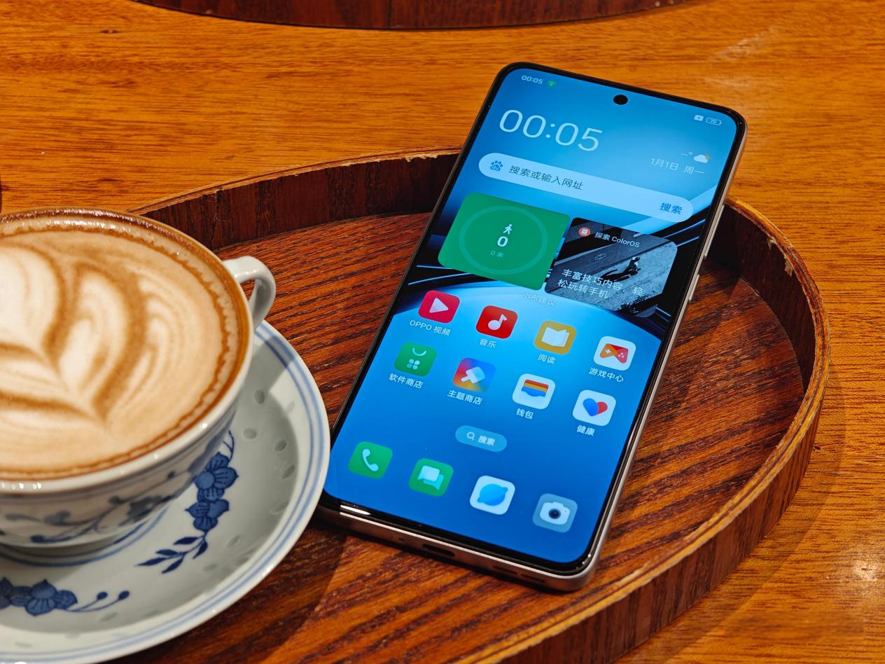 OPPO放大招！6400mAh巨電+120Hz電競屏，售價跌至1246元