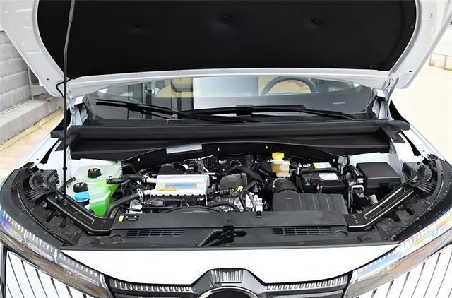 15万预算买SUV，不妨看看这三款，配主动刹车和自动泊车入位