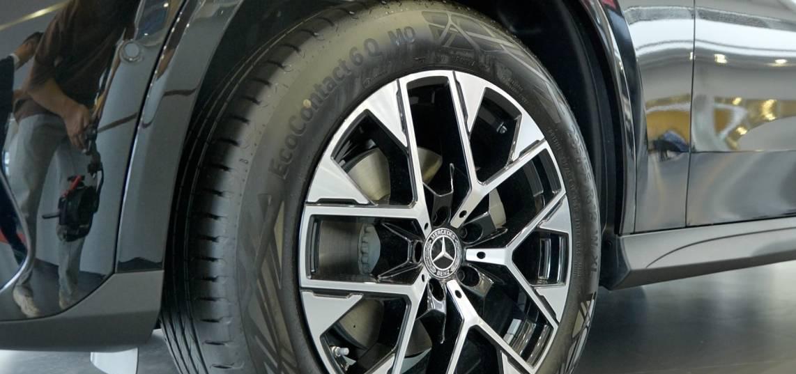 奔驰大降价！20万出头提C级，GLC跌破27万，你还想买小米吗？