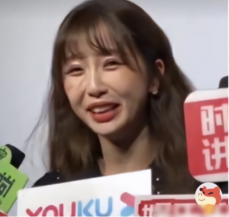 没滤镜真可怕!虞书欣牙凸脸歪,唐嫣像村姑,辛芷蕾像发面馒头