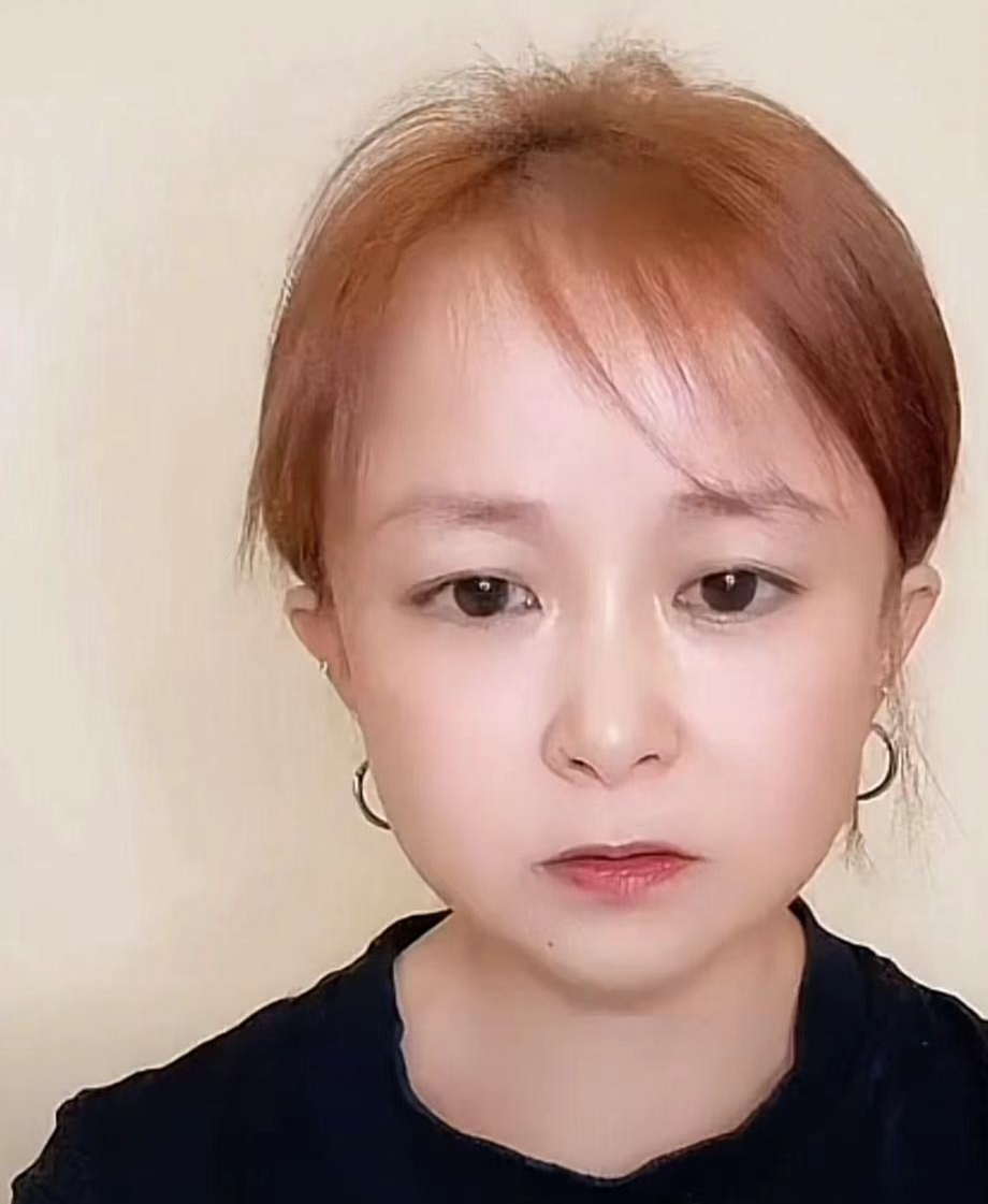 袖珍女演员朱洁出轨后续,老公学历造假,本人回应