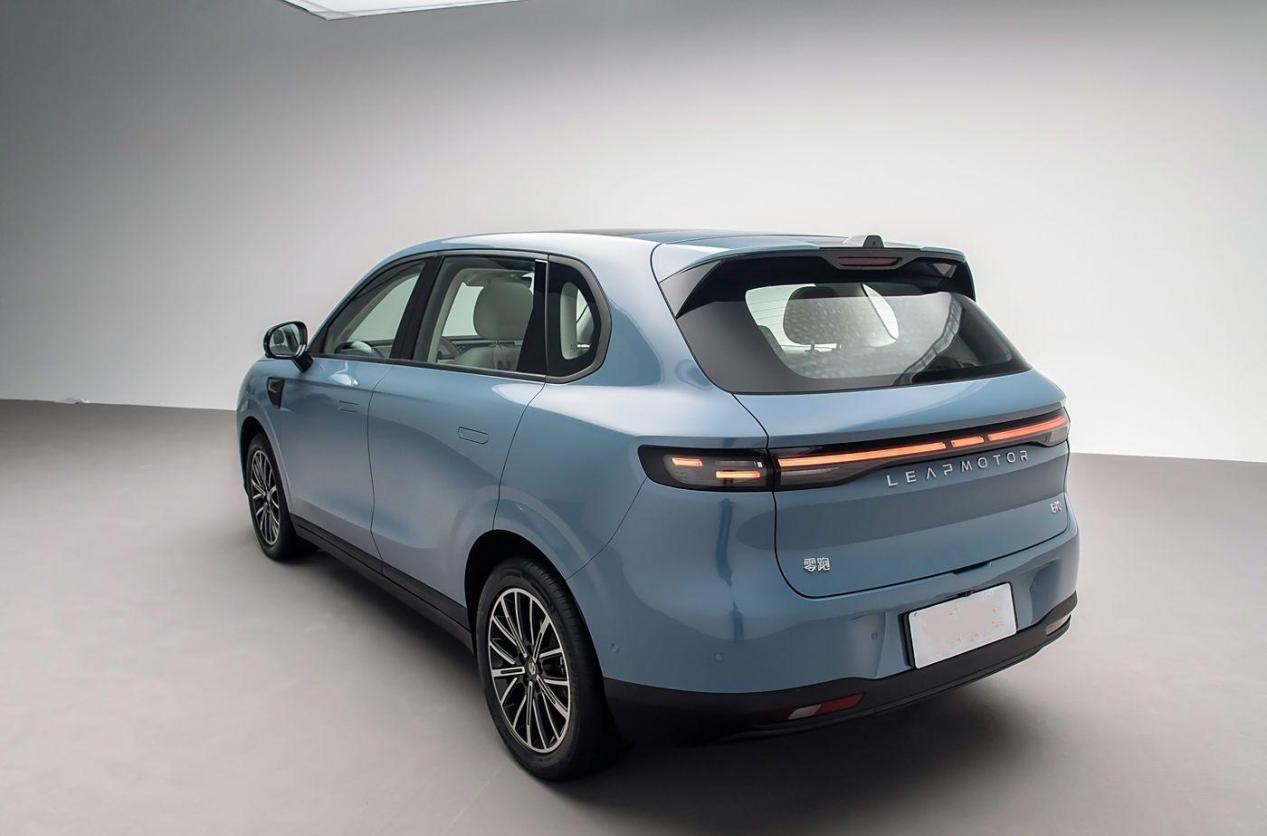 真猛！上市1小时大定10016台，不到10万起售！