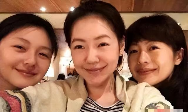 藏在s家的隐形狠人”看似老实却最精明，没挨过汪小菲半句骂