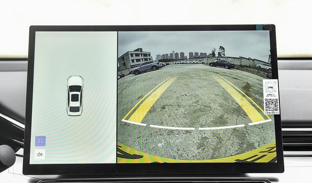 10万级家轿，月销量过万，吉利星瑞为什么这么火？看完你就明白了