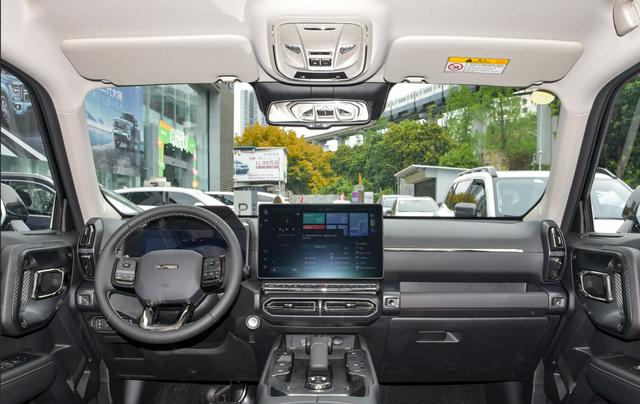 15万预算家用轿车,是丰田荣放好,还是吉利星越L更有性价比?