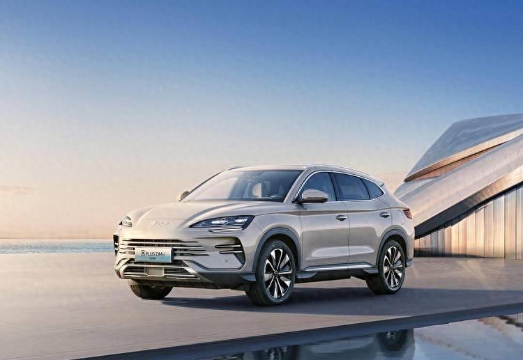 续航智能全在线！15-20万预算，可闭眼入的3款国产SUV