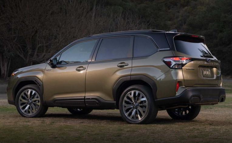 2025款斯巴鲁亮相，搭194匹“Strong Hybrid”系统