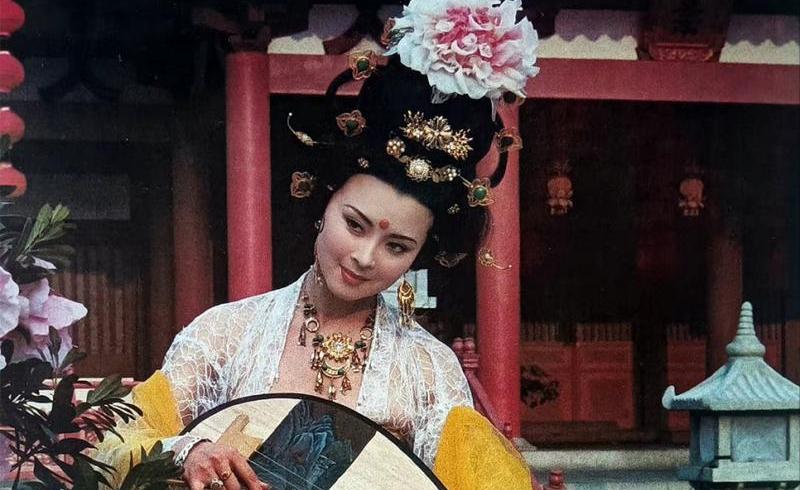 回国5天后安详离世！生前花20万美元盖学校，弥留之际包机回中国