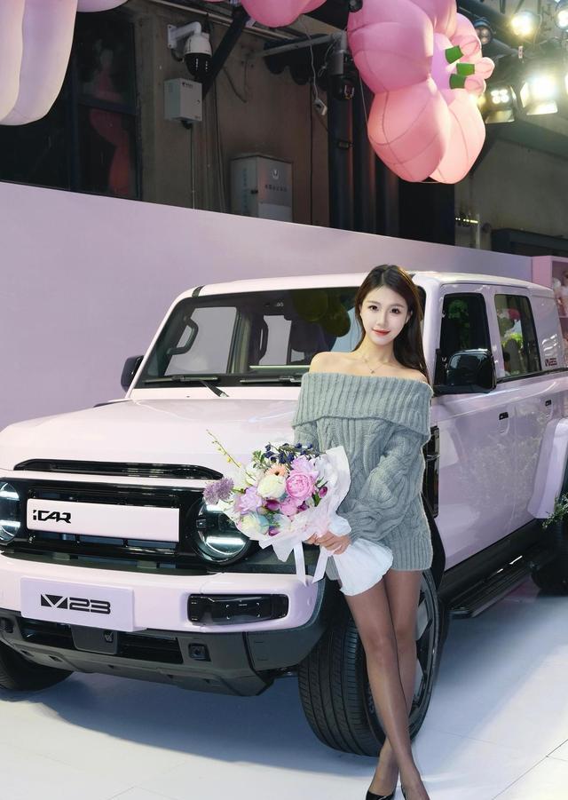 iCAR V23对比坦克300，储物空间实测，谁更胜一筹？